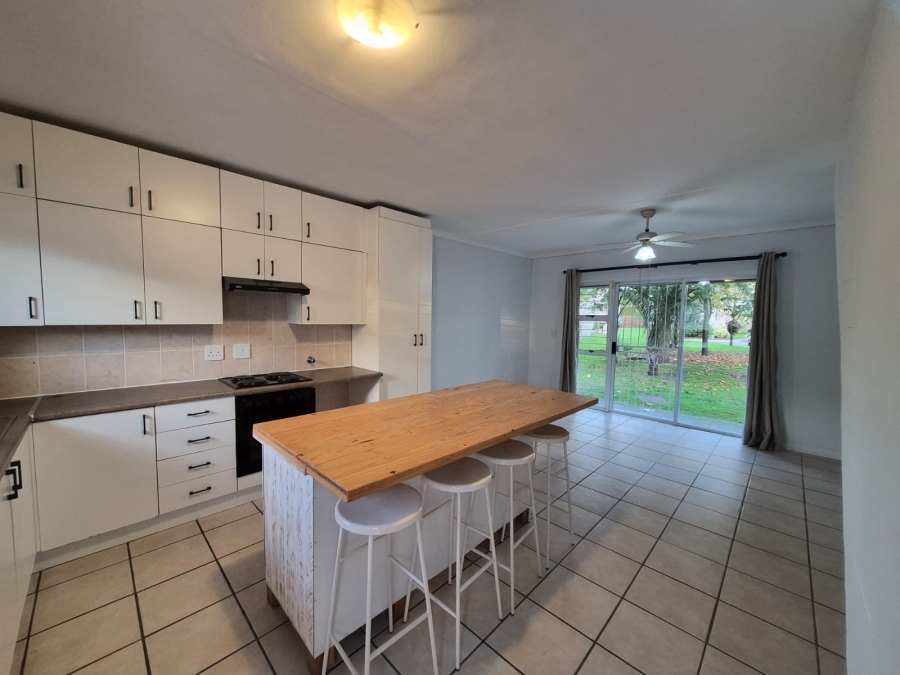 To Let 2 Bedroom Property for Rent in Sonstraal Heights Western Cape